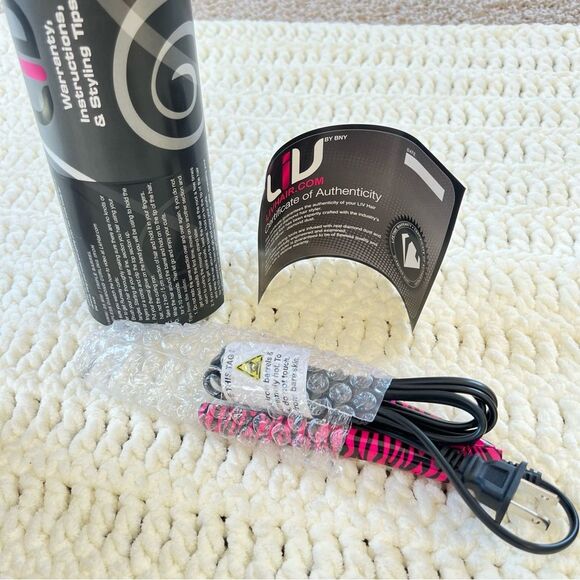 Liv Hair Diamond On The Go Mini Pink Black Animal Print Travel Flat Iron - Picture 5 of 8